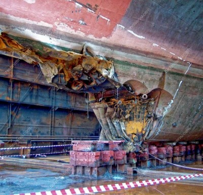 ro/ro Mykonos ship repair project