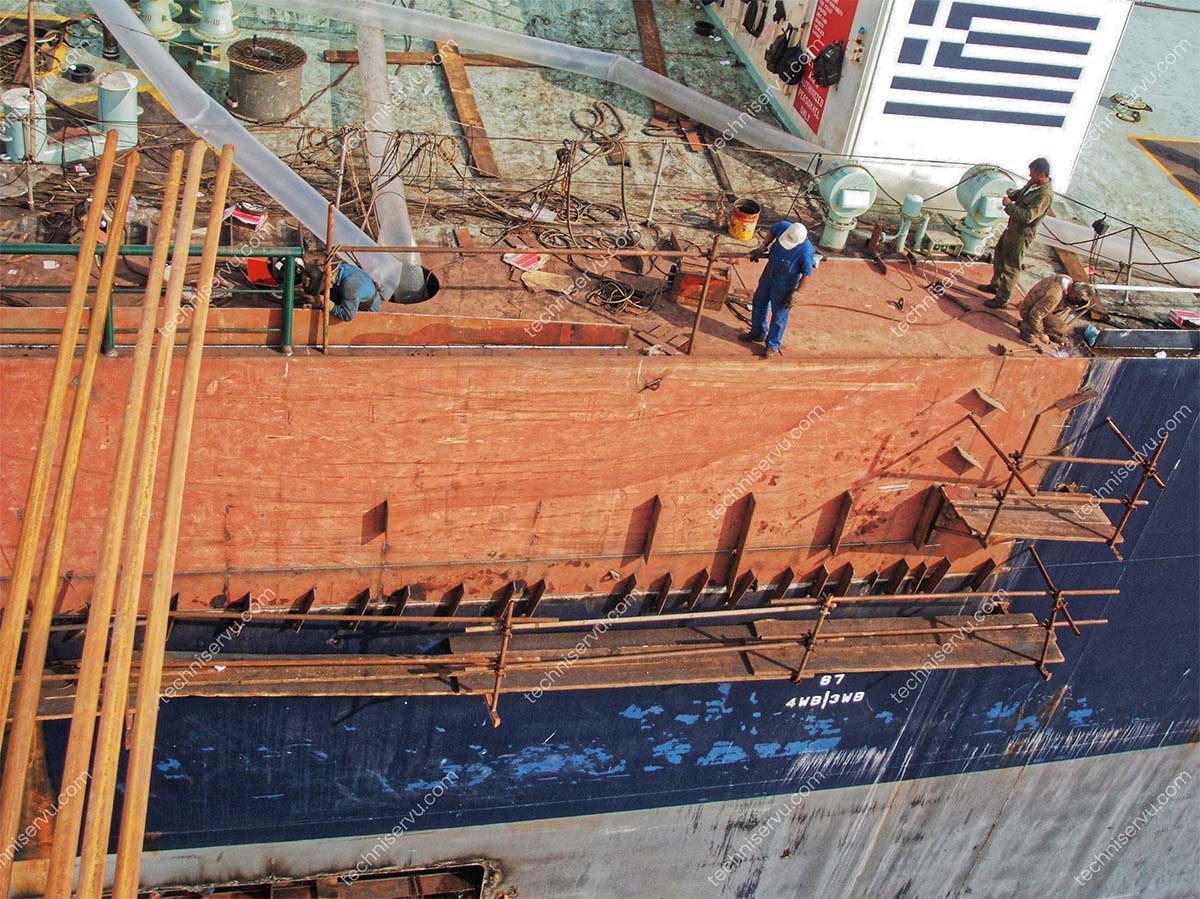 m/t Spetses Spirit ship repair work by Techniservu